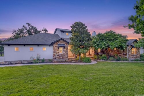 1424 Decanter Dr, New Braunfels, TX, 78132-2690 | Card Image