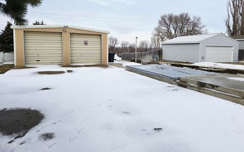 1104 11th Street Se, Mandan, ND, 58554 | Card Image