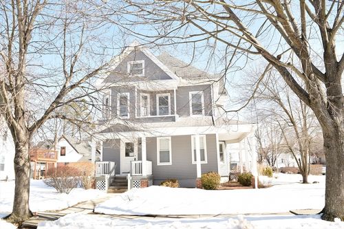 18 Harrison Ave, Holyoke, MA, 01040-3510 | Card Image