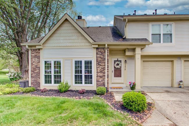 2478 Chaseway Court, Condo with 2 bedrooms, 2 bathrooms and null parking in Indianapolis IN | Image 1