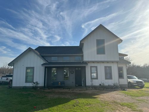 185 Blushing Dr, Cedar Creek, TX, 78612-2049 | Card Image