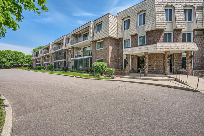 255 Westview Dr 305 - Web Quality - 001 - 01 Exterior Front.jpg | Image 22