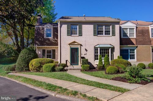 2318 Wheystone Ct, VIENNA, VA, 22182-5236 | Card Image