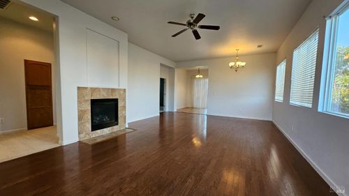 1621 Savannah Ln, Suisun City, CA, 94585-6337 | Card Image