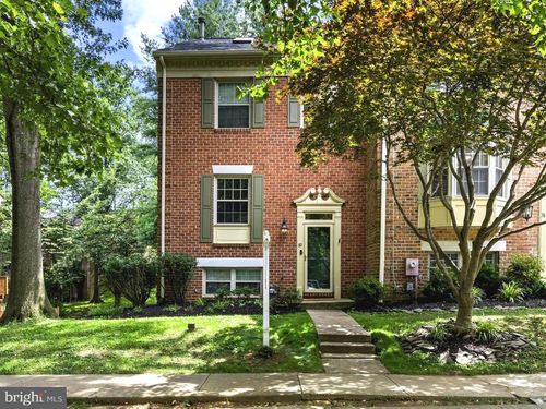 33 English Run Cir, SPARKS, MD, 21152-8847 | Card Image