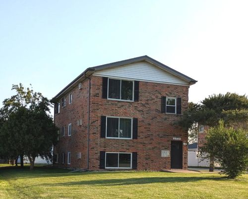 apt-a-21W185 Tee Ln, Itasca, IL, 60143-2497 | Card Image