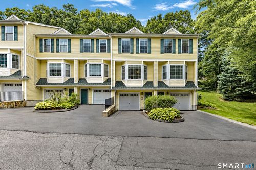 2-2 Great Oak Ridge Way, Seymour, CT, 06483-3752 | Card Image