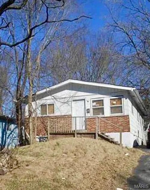 10246 Count Dr, Saint Louis, MO, 63136-5906 | Card Image