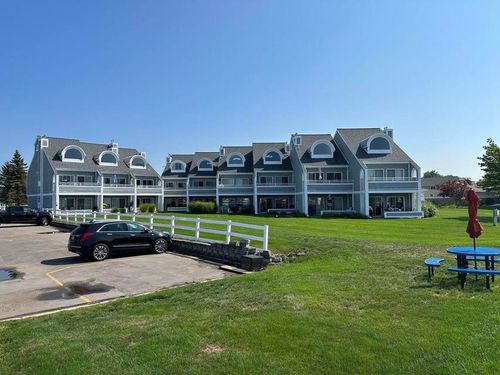 116 Millpoint Drive, Spring Lake, MI, 49456 | Card Image
