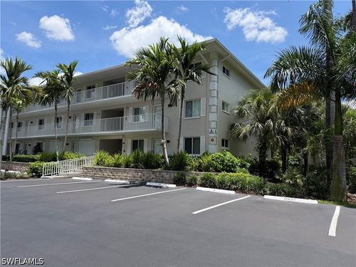 a306-3002 Sandpiper Bay Cir, NAPLES, FL, 34112-5633 | Card Image