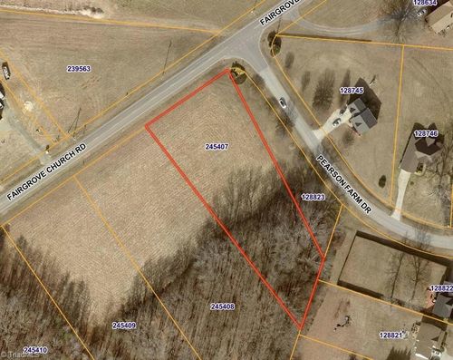8332 Fairgrove Church Rd, Browns Summit, NC, 27214-9594 | Card Image