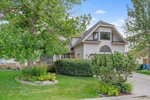 112 Hawkford Cres Nw, Calgary, AB, T3G3G4 | Card Image