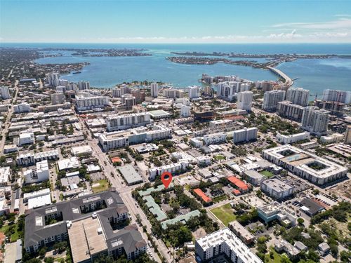 606 Cohen Way, SARASOTA, FL, 34236-4028 | Card Image
