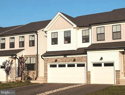 174 Mahogany Ln, KING OF PRUSSIA, PA, 19406-2169 | Card Image