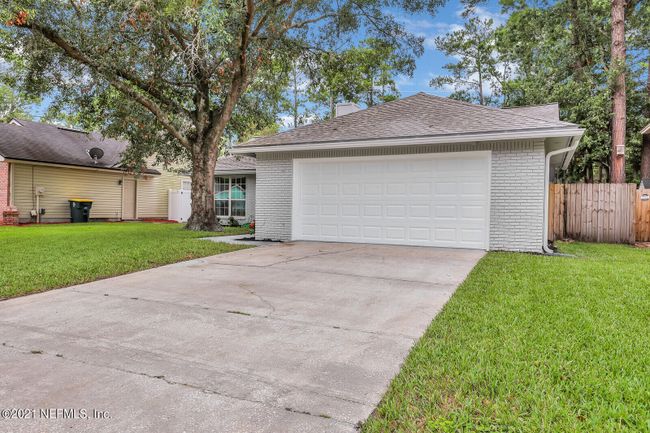 8850 Nature View Ln W, House other with 3 bedrooms, 2 bathrooms and null parking in Jacksonville FL | Image 26