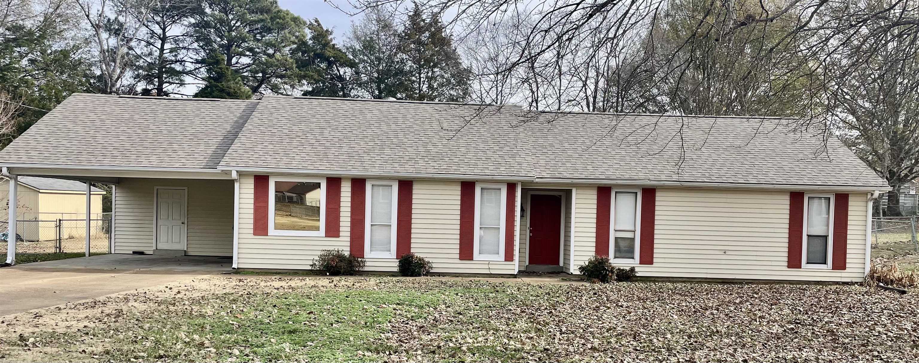 Meadowood Dr, Jackson, TN 38305