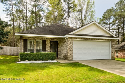 119 Hemingway Dr, Sumrall, MS, 39482-3792 | Card Image