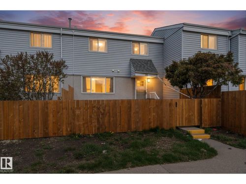 35 Mcleod Pl Nw, Edmonton, AB, T5A3A8 | Card Image