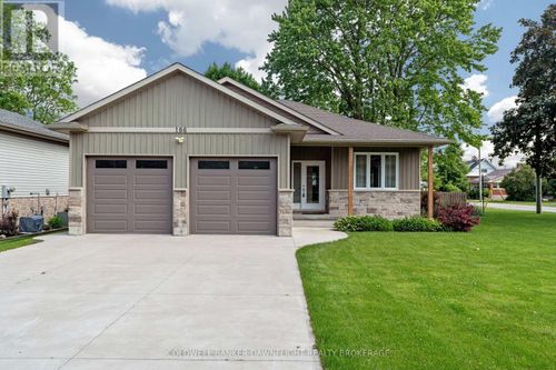 106 Mill St, Exeter, ON, N0M1S2 | Card Image