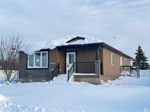 401 12 St Sw, Slave Lake, AB, T0G2A4 | Card Image