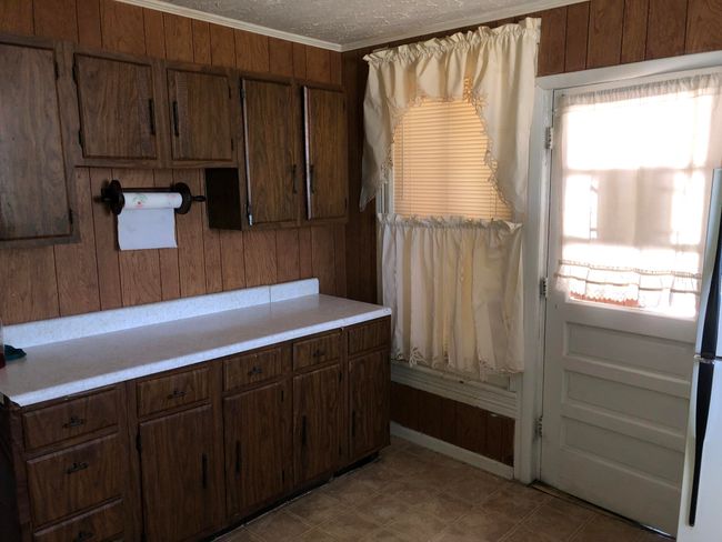 Kitchen | Image 10