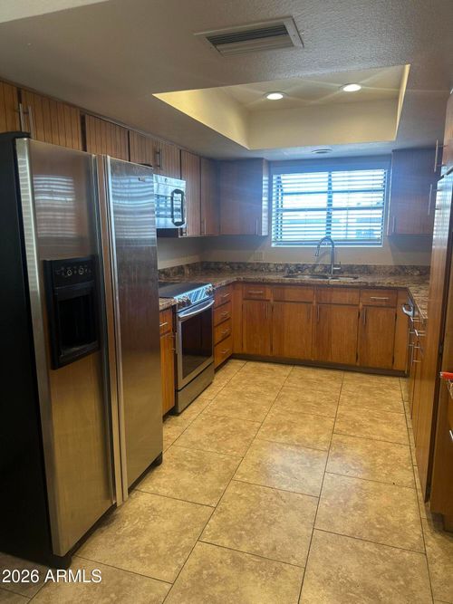 7759 N 19th Drive, Phoenix, AZ, 85021 | Card Image