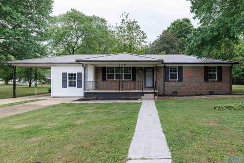 126 Helena Dr, Huntsville, AL, 35811-9361 | Card Image