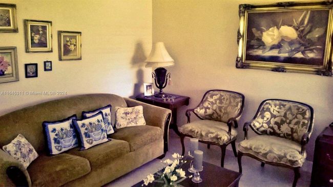 14035 Sw 103 Rd Ter, House other with 4 bedrooms, 2 bathrooms and null parking in Miami FL | Image 12