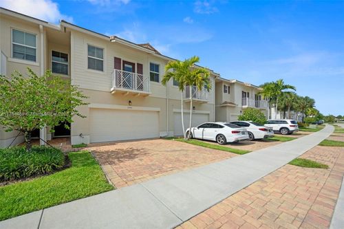 11941-11941 Park Central, Royal Palm Beach, FL, 33411-1686 | Card Image