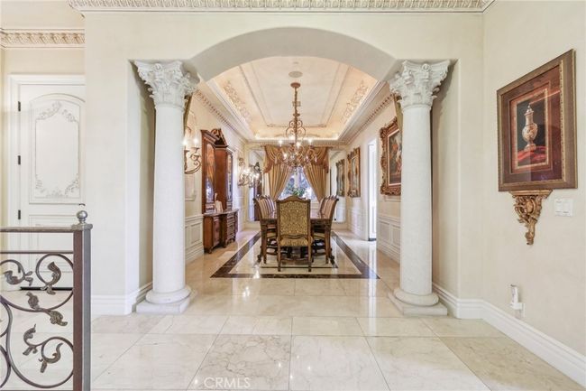 Grand entrance to the Dining Room. | Image 27