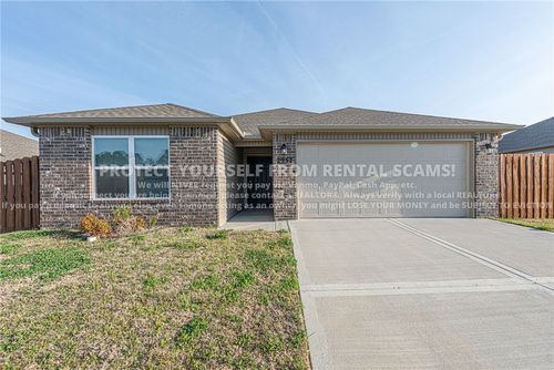 2932 W Obsidian St, Fayetteville, AR, 72704-7235 | Card Image