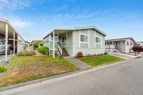 18 Sunshine Way, Eureka, CA, 95503 | Card Image