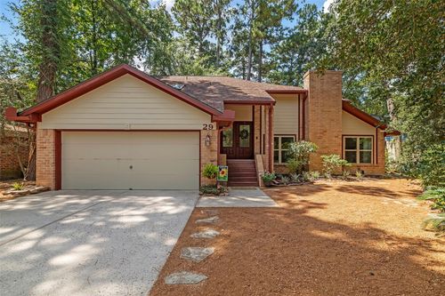 29 Pinewood Forest Ct, The Woodlands, TX, 77381-2580 | Card Image