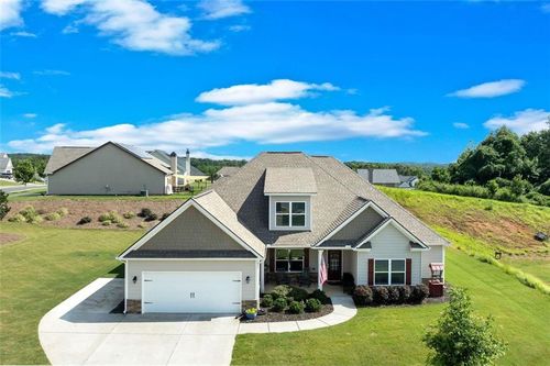 4449 Highland Gate Pkwy, Gainesville, GA, 30506-2961 | Card Image