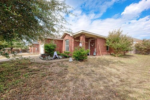 921 Dexter Dr, Leander, TX, 78641-8384 | Card Image