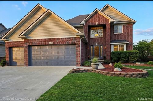 23756 Waterview Dr, New Boston, MI, 48164-7805 | Card Image