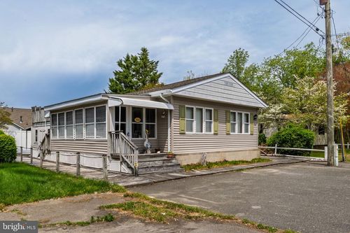 18006 Howard Dr, REHOBOTH BEACH, DE, 19971-9207 | Card Image