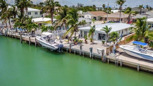 341 3rd St, Key Colony Beach, FL, 33051 | Card Image