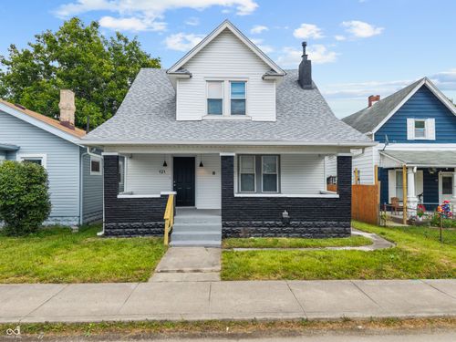 121 Bradley Ave, Indianapolis, IN, 46201-3523 | Card Image