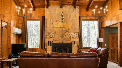 35 Knollwood Way, Angel Fire, NM, 87710-8043 | Card Image