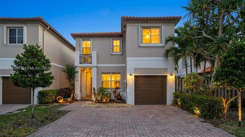 8334 Nw 144th Ter, Miami Lakes, FL, 33016-5746 | Card Image
