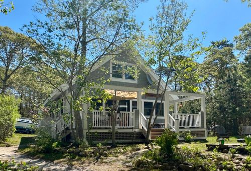 unit-a-299 Daggett Ave, Vineyard Haven, MA, 02568-6468 | Card Image
