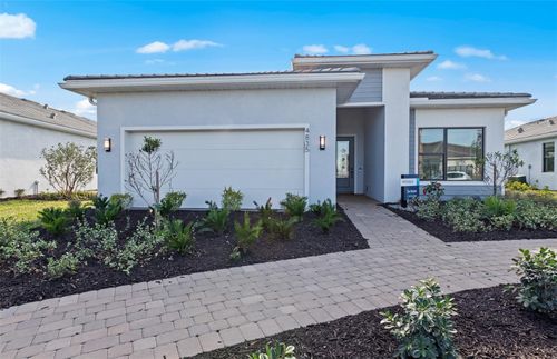 4950 Ribbon Rock Cv, LAKEWOOD RANCH, FL, 34211-2946 | Card Image