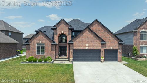 22013 Rio Grande Dr, Macomb, MI, 48044-4444 | Card Image