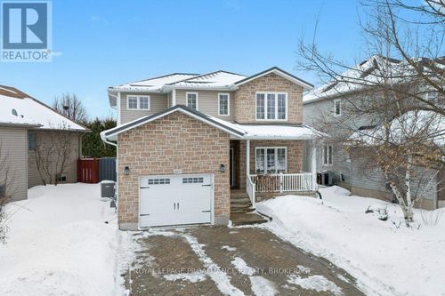 1075 Greenwood Park Drive, Kingston (Kingston East (Incl Barret Crt)), ON, K7K7C8 | Card Image