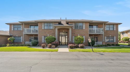 2a-9841 Wildwood Ct, Highland, IN, 46322-5553 | Card Image
