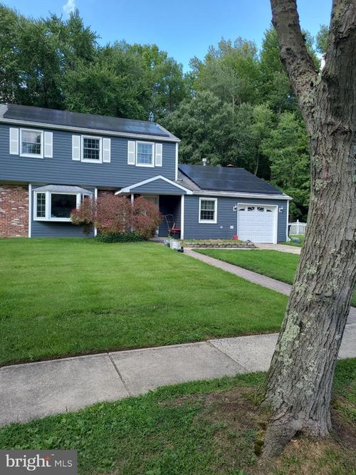 10 Evergreen Trl, Medford, NJ, 08055-9344 | Card Image