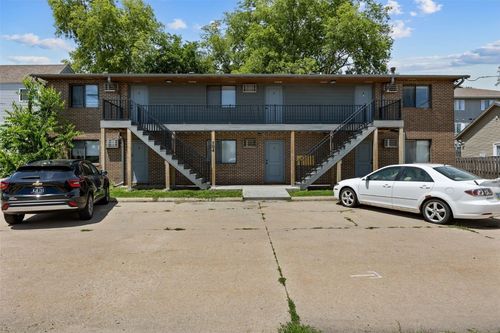504 2nd Ave, Coralville, IA, 52241-2576 | Card Image