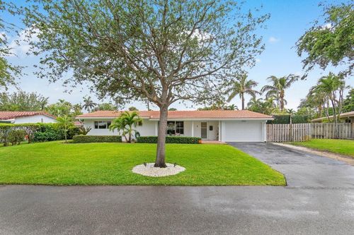 5131 Ne 27th Ter, Lighthouse Point, FL, 33064-7824 | Card Image