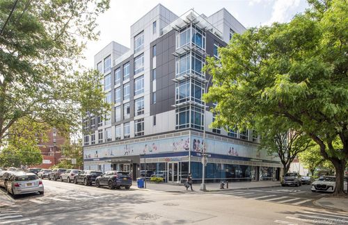 3h-97-45 63rd Dr, Rego Park, NY, 11374-3341 | Card Image